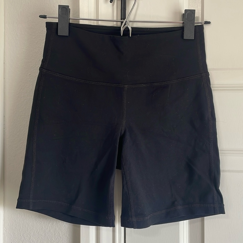 Athleta Chat High Rise Bike Short